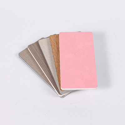 Tablas MgO decorativas impermeables al fuego e impermeables con dureza fuerte y acabado liso